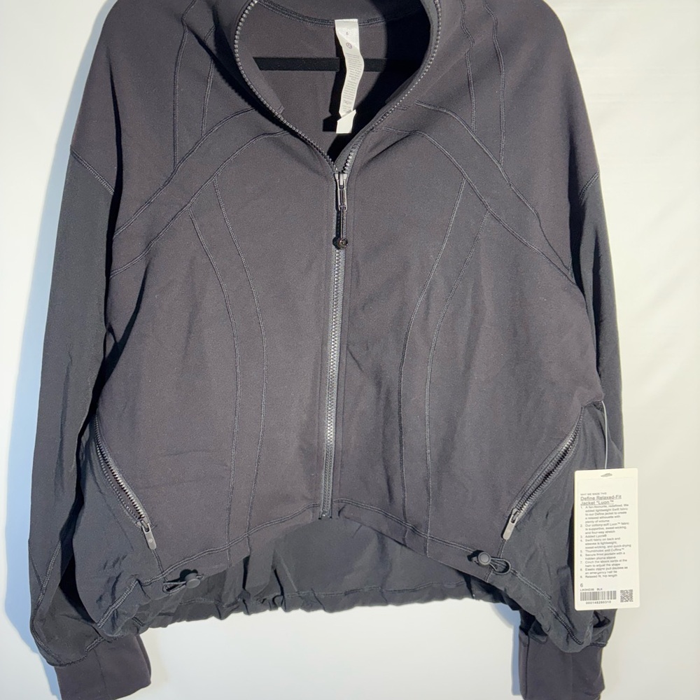 NWT Lululemon define relaxed, fit jacket * Luon size 6 black
